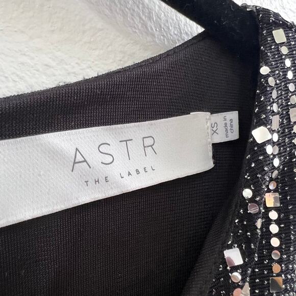 ASTR the label sparkle party cocktail dress size xsmall REVOLVE - Picture 6 of 12